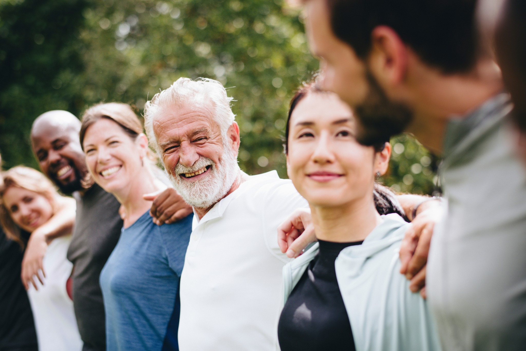 Le réseau social qui crée du lien grâce à vos centres d’intérêt, Senior.Life !