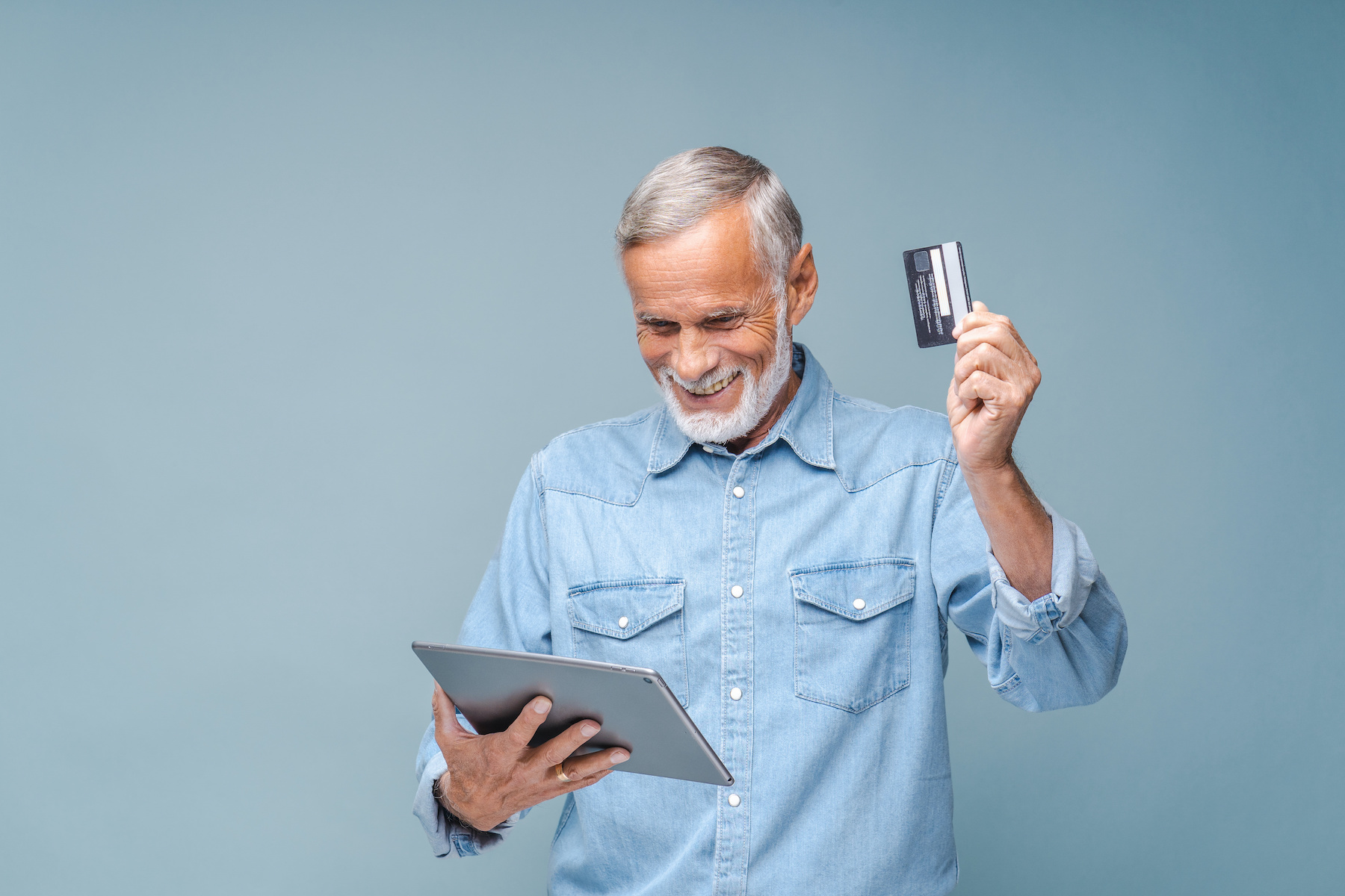Pros and cons of digital payments for older people