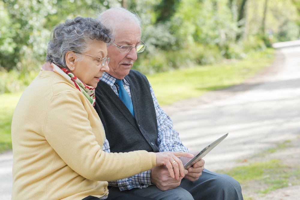 Les seniors et l’internet. Surfeur ou pas ?