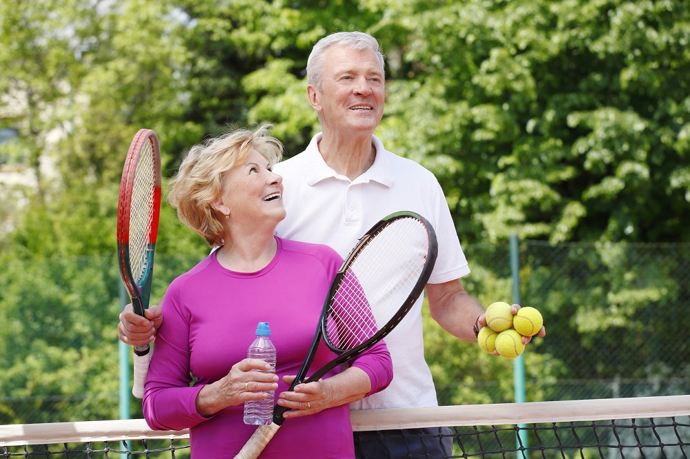 Pour profiter de votre retraite, mettez-vous au tennis